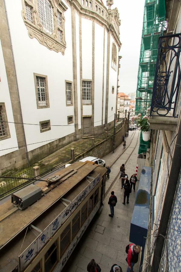 Porto And Clerigos Views By Porto City Hosts Екстер'єр фото