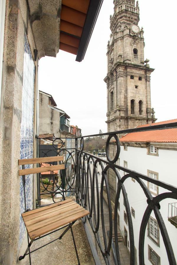 Porto And Clerigos Views By Porto City Hosts Екстер'єр фото