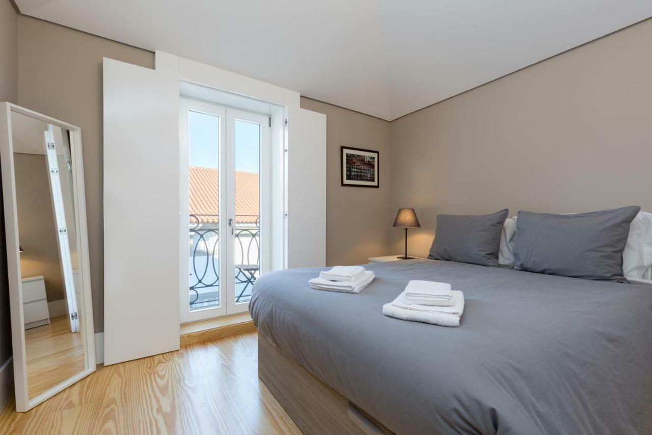 Porto And Clerigos Views By Porto City Hosts Екстер'єр фото