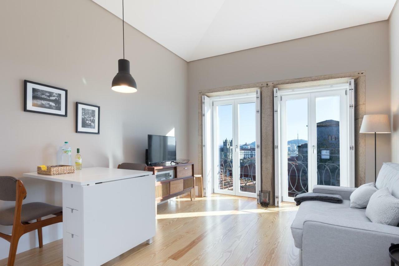 Porto And Clerigos Views By Porto City Hosts Екстер'єр фото